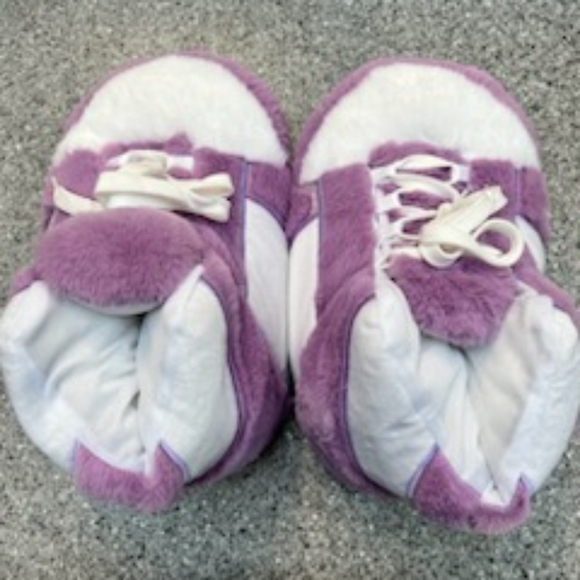 Slipper - Picture 2 of 3